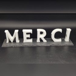 Merci avec son socle en...